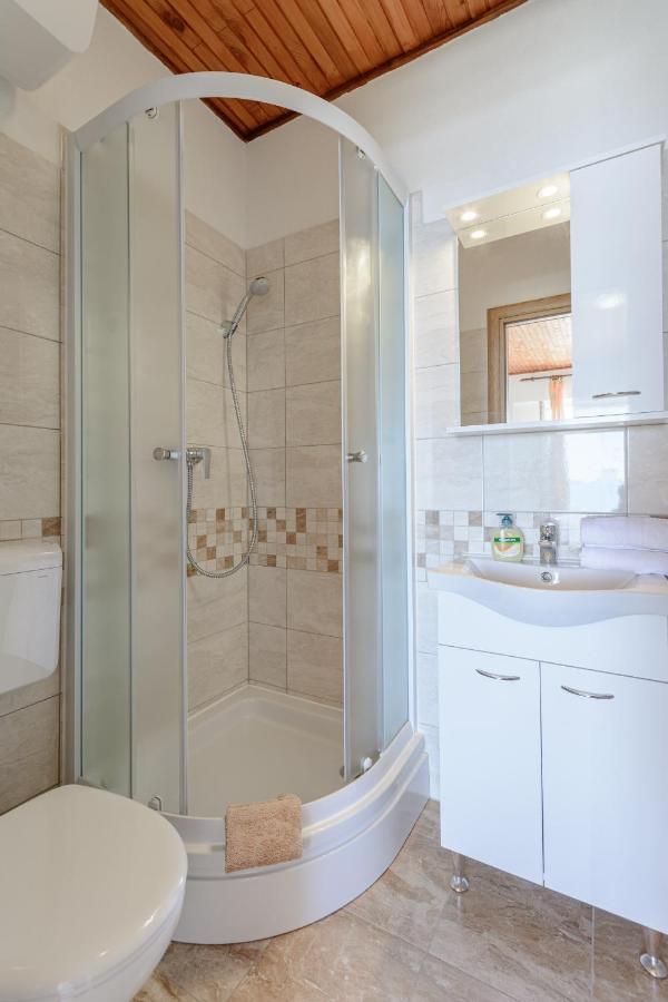 Rooms Sani Brela Exterior foto